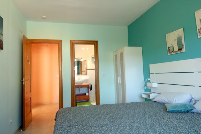 Image No.11-3 Bed Townhouse for sale
