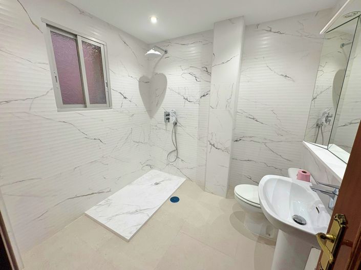 Image No.13-4 Bed Apartment for sale