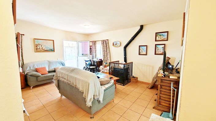 Image No.15-2 Bed Country House for sale