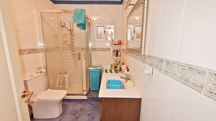 Image No.23-2 Bed Country House for sale