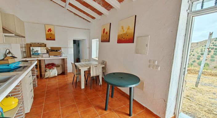 Image No.9-4 Bed Apartment for sale