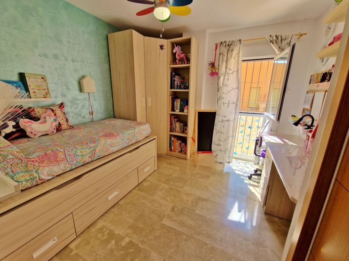 Image No.22-3 Bed Apartment for sale