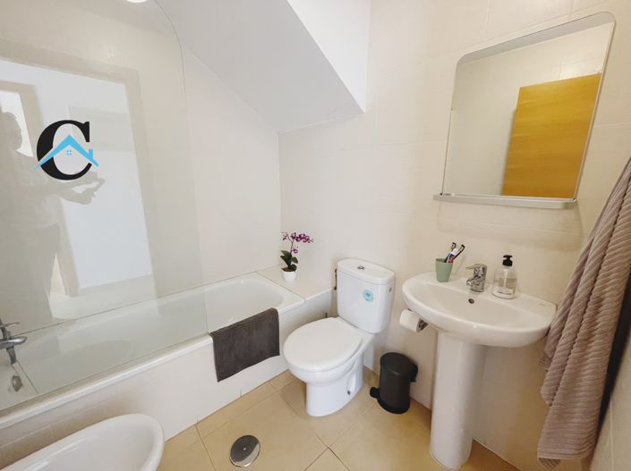 Image No.7-Apartment for sale