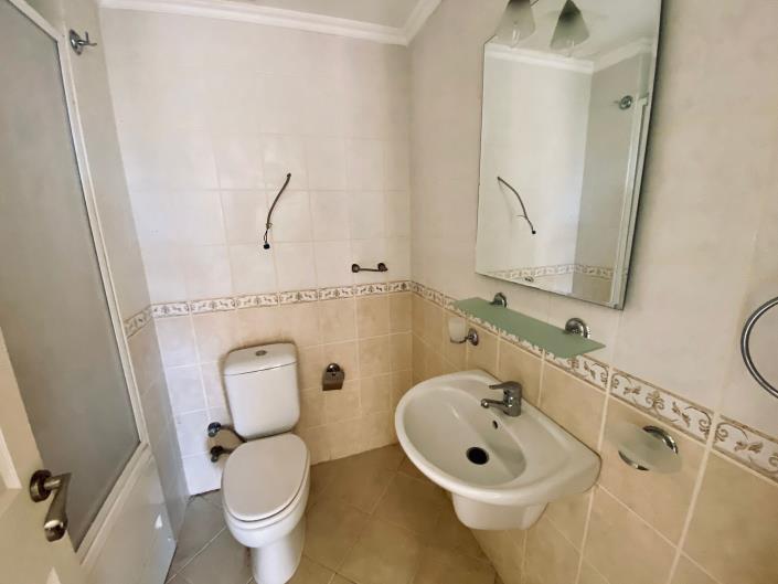 Image No.11-1 Bed Apartment for sale