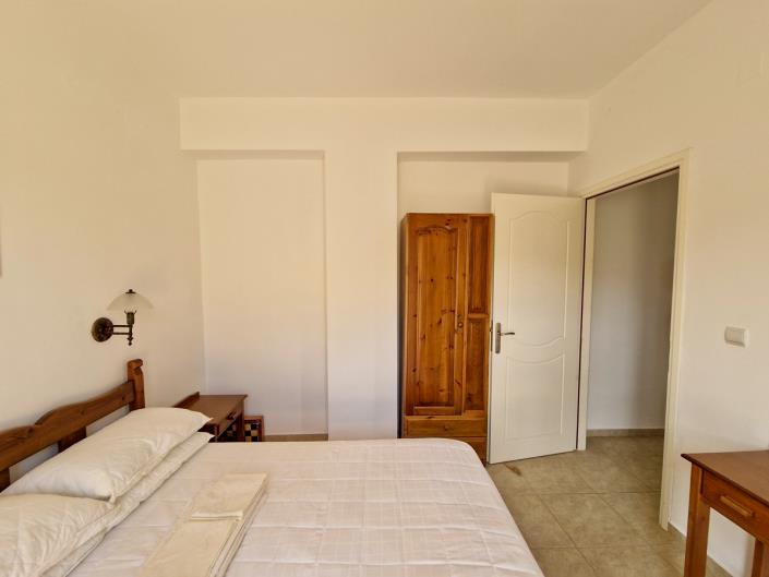 Image No.24-2 Bed House for sale