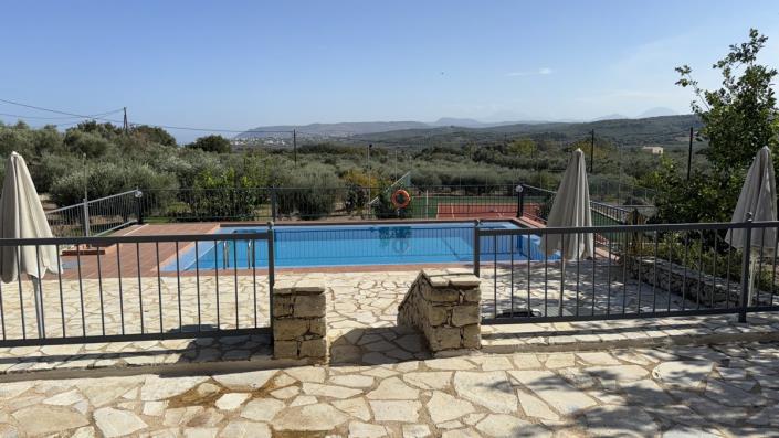 Image No.2-Villa de 5 chambres à vendre à Kournas