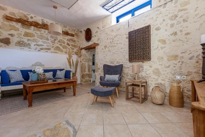 Image No.8-3 Bed House for sale