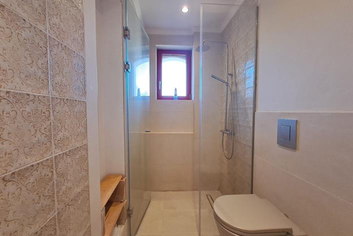 Image No.32-2 Bed House for sale