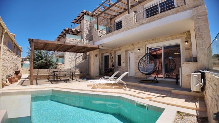 Image No.6-4 Bed House for sale