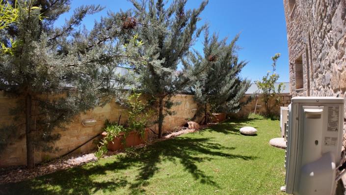 Image No.14-4 Bed House for sale