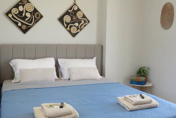 Image No.11-1 Bed House for sale