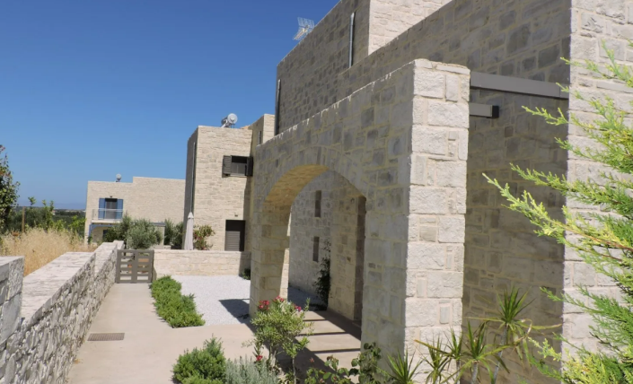 Image No.3-2 Bed Villa for sale
