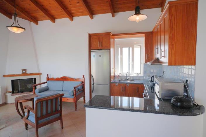 Image No.12-2 Bed House for sale