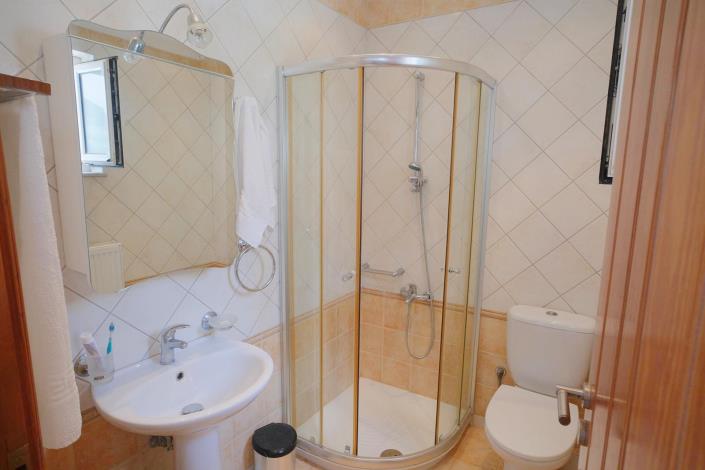 Image No.16-2 Bed House for sale