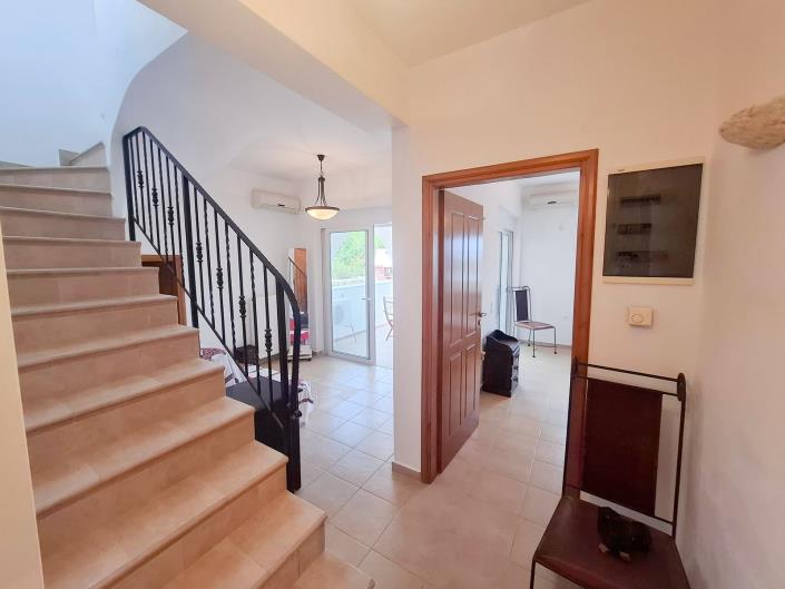 Image No.18-2 Bed House for sale