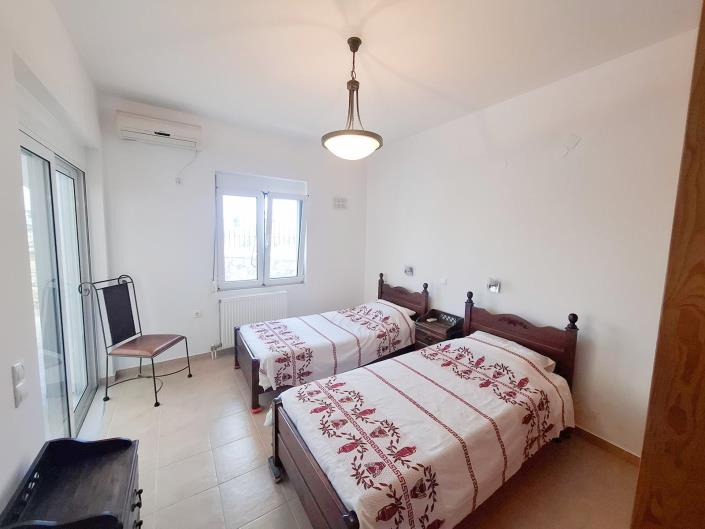 Image No.19-2 Bed House for sale
