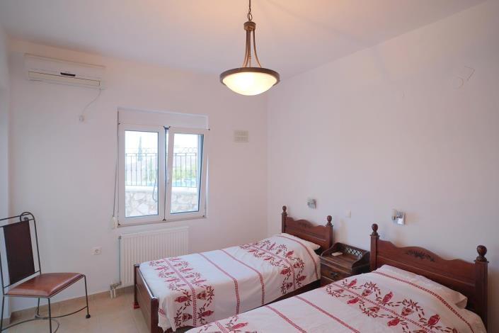 Image No.20-2 Bed House for sale