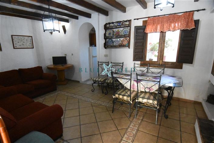 Image No.15-3 Bed Country House for sale
