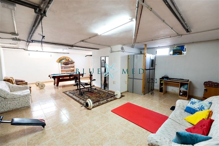 Image No.18-4 Bed Country House for sale