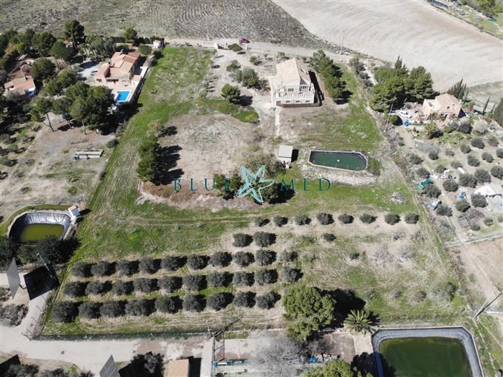 Image No.34-4 Bed Country House for sale