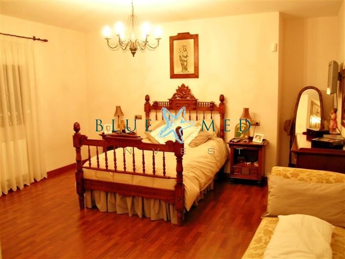 Image No.4-6 Bed Country House for sale