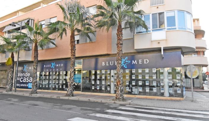 Image No.25-4 Bed Property for sale