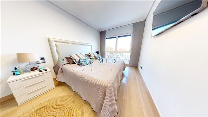 Image No.5-3 Bed Apartment for sale