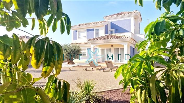 Image No.21-3 Bed Villa for sale