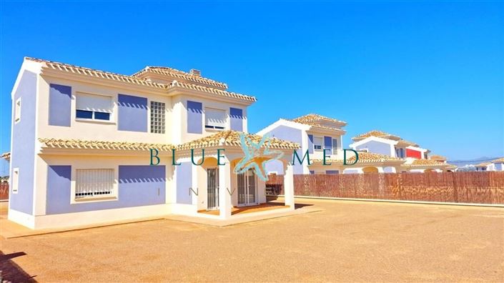 Image No.23-3 Bed Villa for sale