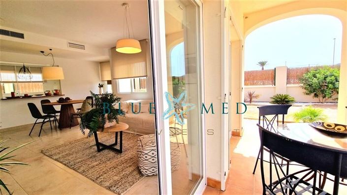 Image No.3-4 Bed Villa for sale