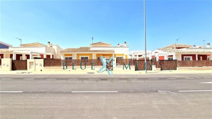 Image No.8-3 Bed Villa for sale