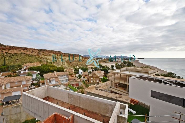 Image No.7-3 Bed Villa for sale