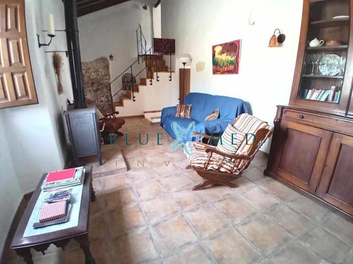 Image No.27-6 Bed Country House for sale