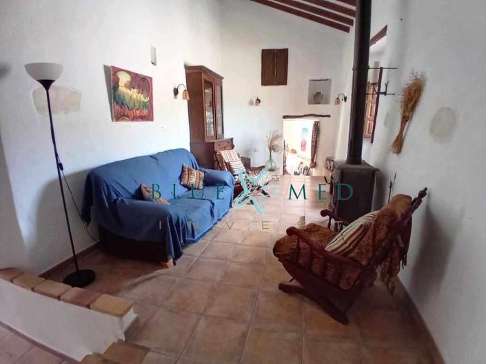 Image No.28-6 Bed Country House for sale