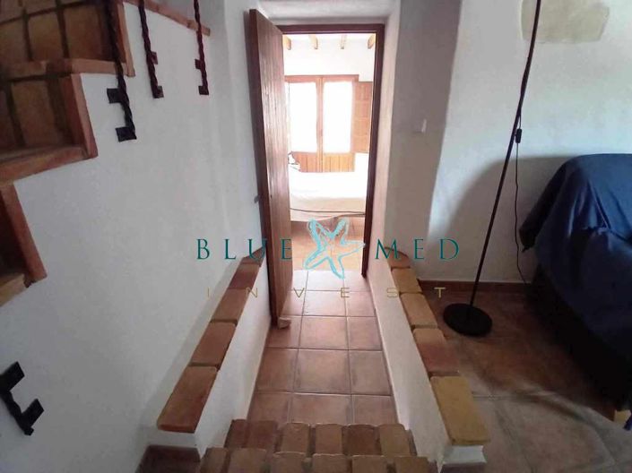 Image No.29-6 Bed Country House for sale
