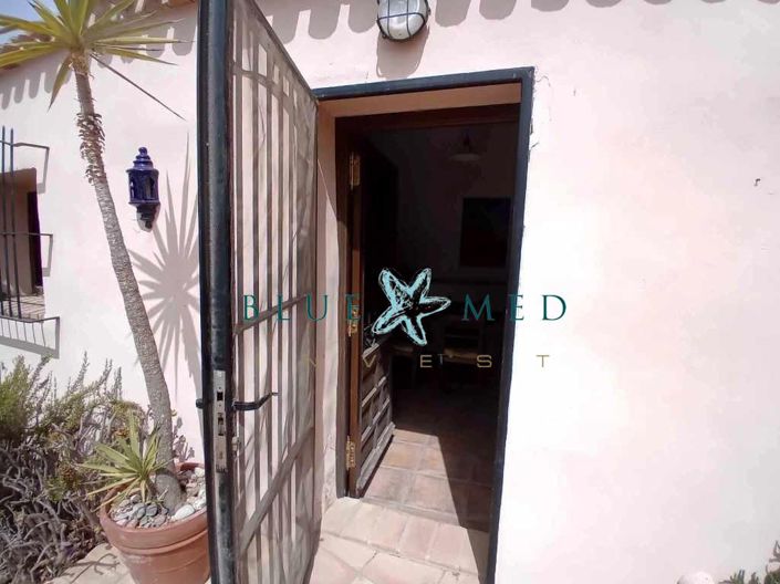 Image No.4-6 Bed Country House for sale