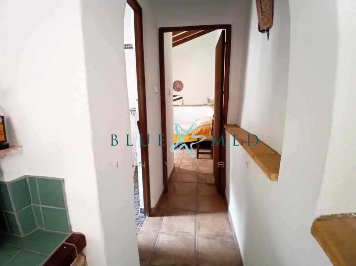 Image No.41-6 Bed Country House for sale