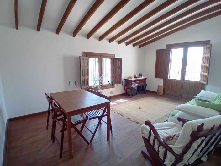 Image No.45-6 Bed Country House for sale