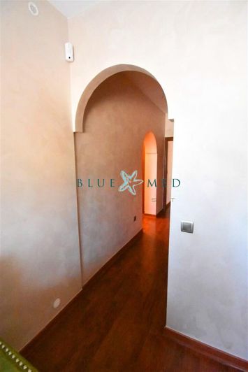 Image No.37-5 Bed Country House for sale