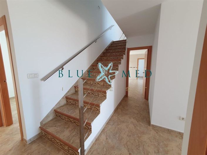Image No.16-5 Bed Country House for sale