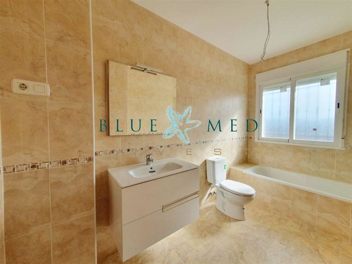 Image No.19-5 Bed Country House for sale