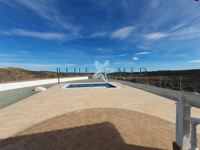 Image No.6-5 Bed Country House for sale