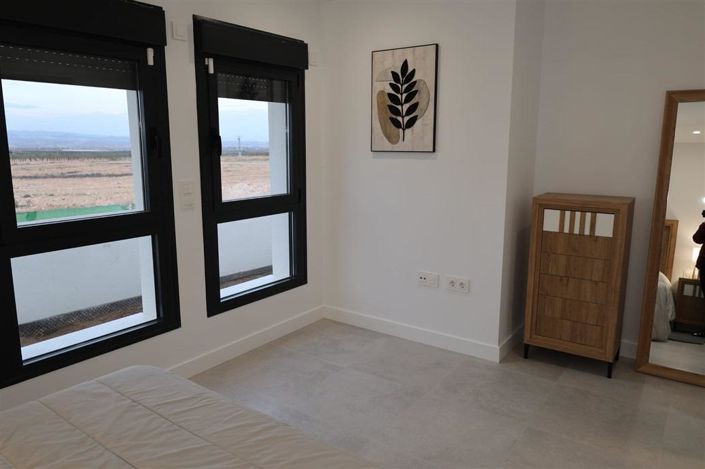 Image No.47-3 Bed Villa for sale
