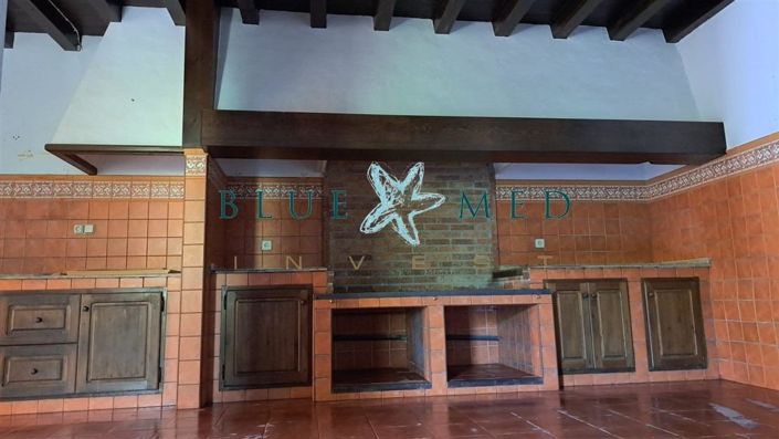 Image No.19-5 Bed Country House for sale