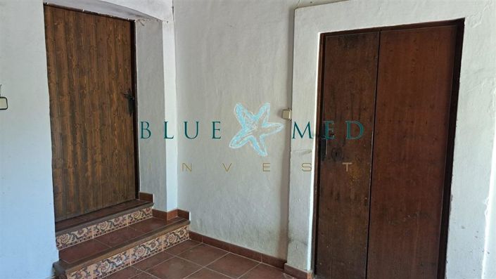 Image No.21-5 Bed Country House for sale