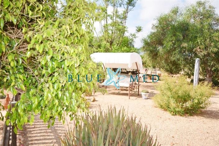 Image No.20-3 Bed Country House for sale