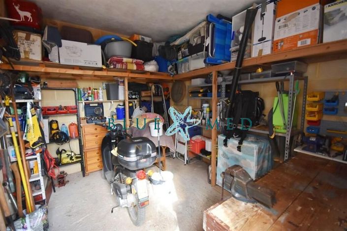 Image No.36-3 Bed Country House for sale
