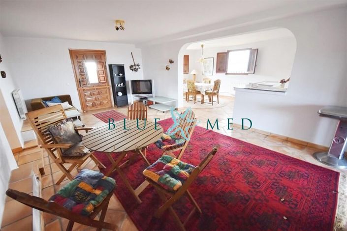 Image No.10-4 Bed Villa for sale