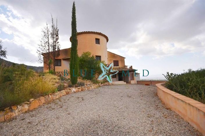 Image No.3-4 Bed Villa for sale