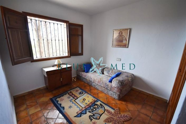 Image No.38-4 Bed Villa for sale